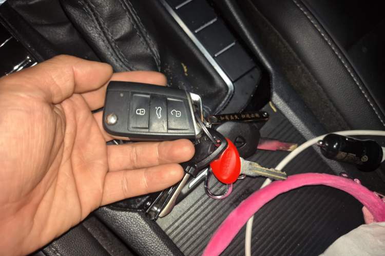Used Volkswagen Sagitar 2020 200TSI DSG Comfort Version China VI Standard Vehicle Key