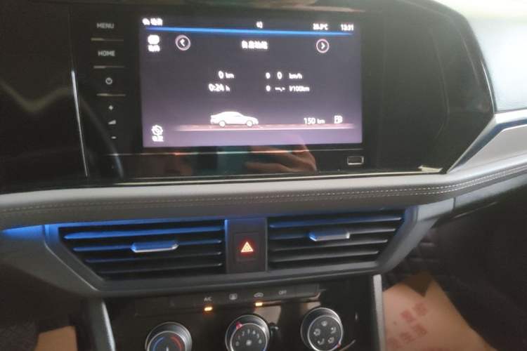 Used Volkswagen Sagitar 2020 200TSI DSG Comfort Version China VI Standard Audio And AC Panel