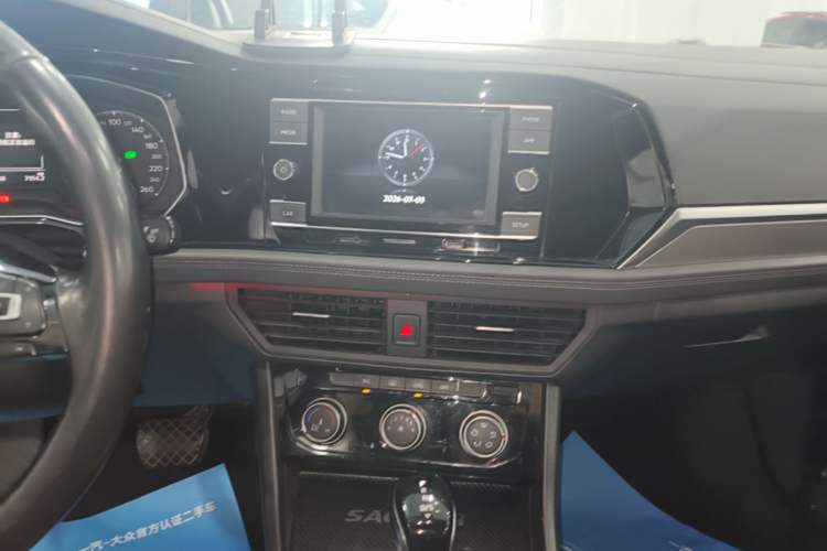 Used Volkswagen Sagitar 2020 280TSI DSG Comfort Version China VI Standard Audio And AC Panel