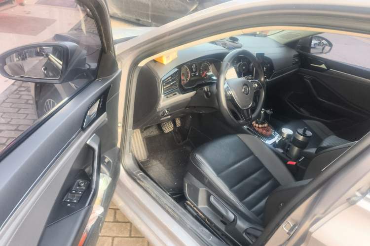 Used Volkswagen Sagitar 2020 280TSI DSG Comfort Version China VI Standard Driver Seat