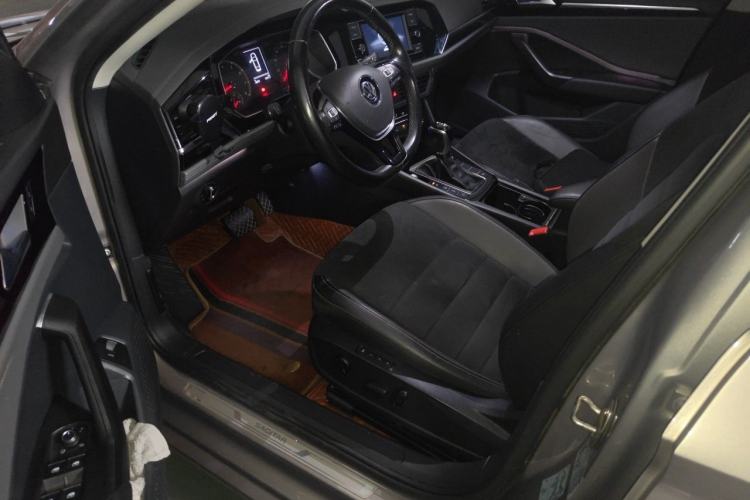 Used Volkswagen Sagitar 2020 280TSI DSG Luxury Version China VI Standard Driver Seat