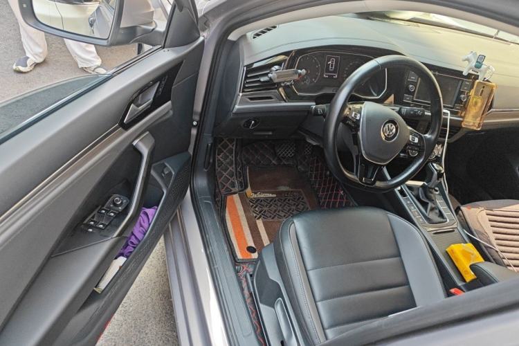 Used Volkswagen Sagitar 2020 280TSI DSG Comfort Version China VI Standard Driver Seat