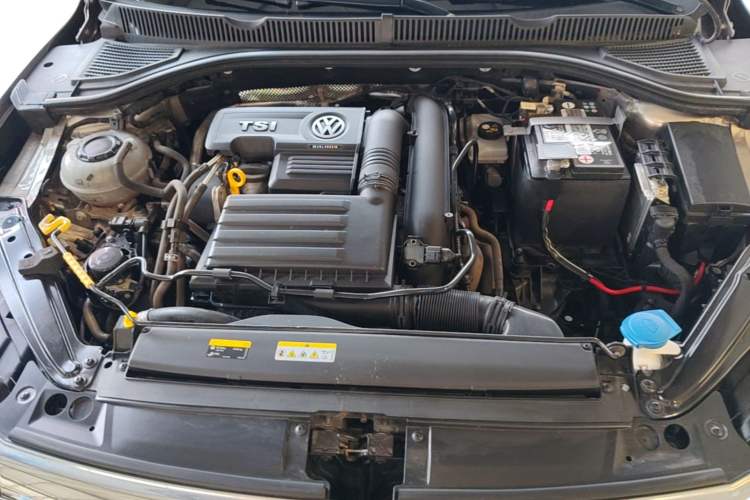 Used Volkswagen Sagitar 2020 280TSI DSG Comfort Version China VI Standard Engine Bay