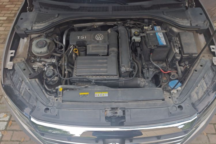 Used Volkswagen Sagitar 2020 280TSI DSG Comfort Version China VI Standard Engine Bay