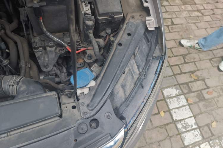 Used Volkswagen Sagitar 2020 280TSI DSG Comfort Version China VI Standard Engine Bay Left