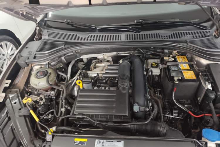 Used Volkswagen Sagitar 2020 280TSI DSG Comfort Version China VI Standard Engine Bay