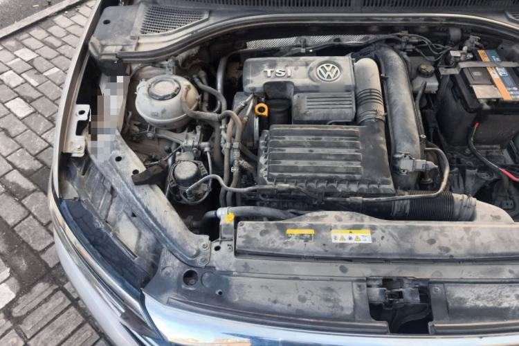 Used Volkswagen Sagitar 2020 280TSI DSG Comfort Version China VI Standard Engine Bay Right