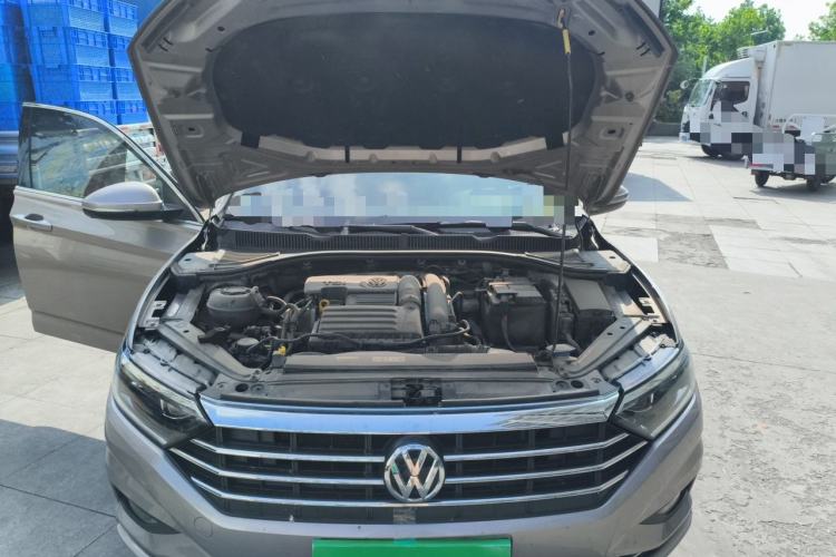 Used Volkswagen Sagitar 2020 280TSI DSG Comfort Version China VI Standard Engine Bay