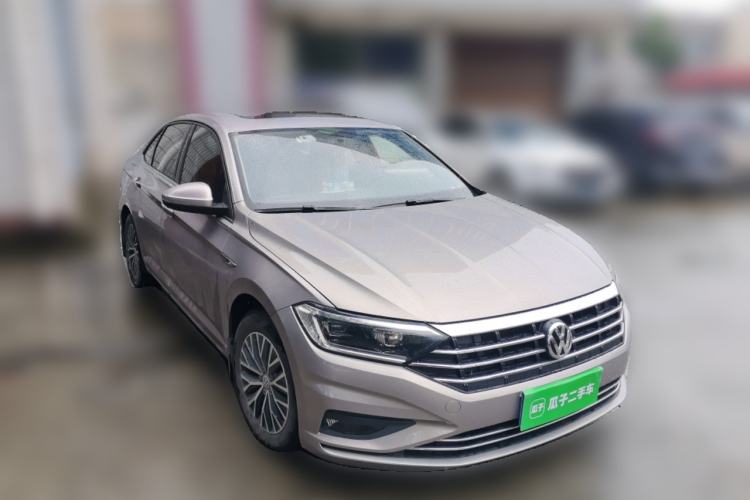 Used Volkswagen Sagitar 2020 200TSI DSG Comfort Version China VI Standard Front Right 45 Deg