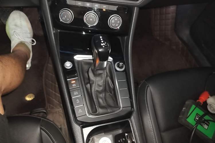 Used Volkswagen Sagitar 2020 280TSI DSG Comfort Version China VI Standard Gear Lever