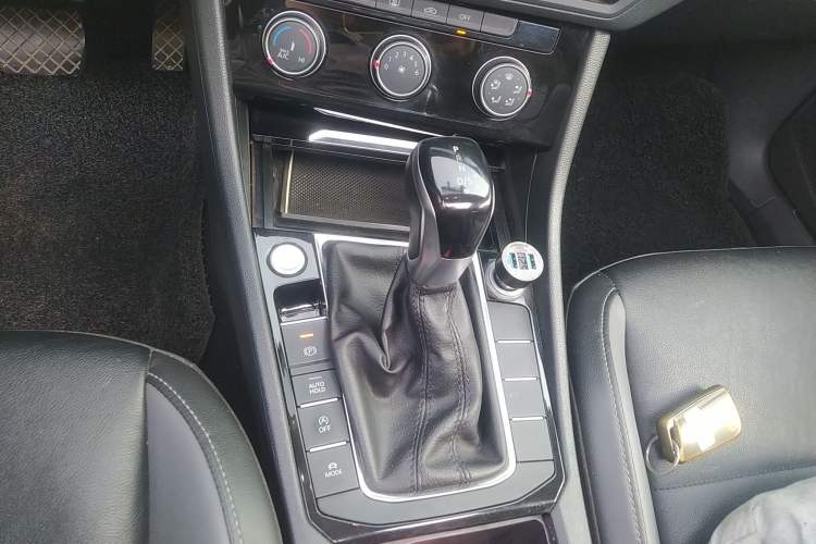 Used Volkswagen Sagitar 2020 280TSI DSG Comfort Version China VI Standard Gear Lever