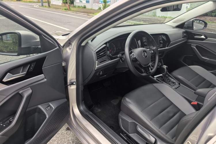 Used Volkswagen Sagitar 2020 280TSI DSG Comfort Version China VI Standard Interior 3