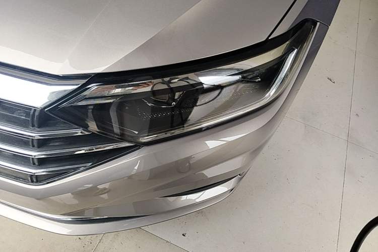 Used Volkswagen Sagitar 2020 280TSI DSG Comfort Version China VI Standard Left Front Headlight
