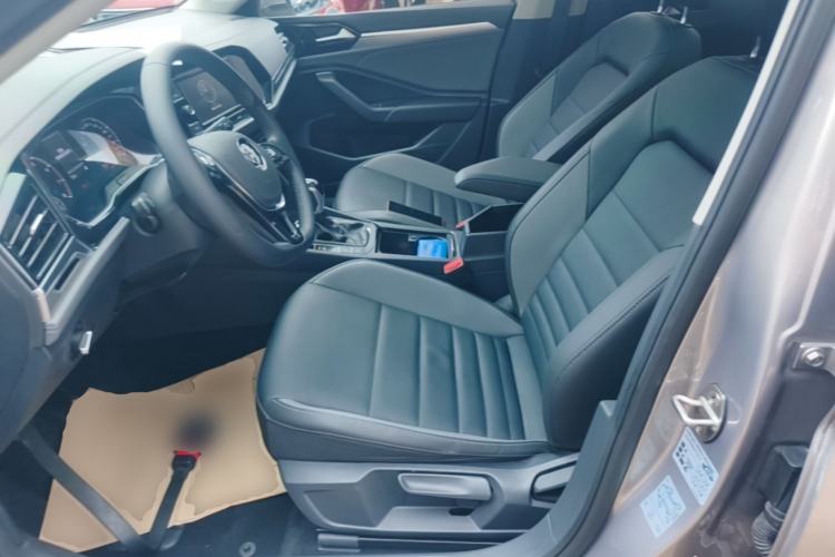 Used Volkswagen Sagitar 2020 280TSI DSG Comfort Version China VI Standard Left Front Seat