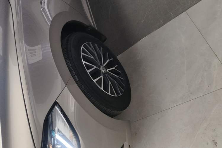 Used Volkswagen Sagitar 2020 200TSI DSG Comfort Version China VI Standard Left Front Wheel Hub