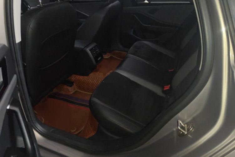 Used Volkswagen Sagitar 2020 280TSI DSG Luxury Version China VI Standard Left Rear Seat