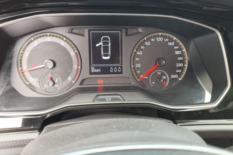 Used Volkswagen Sagitar 2020 280TSI DSG Comfort Version China VI Standard Odometer Close Up