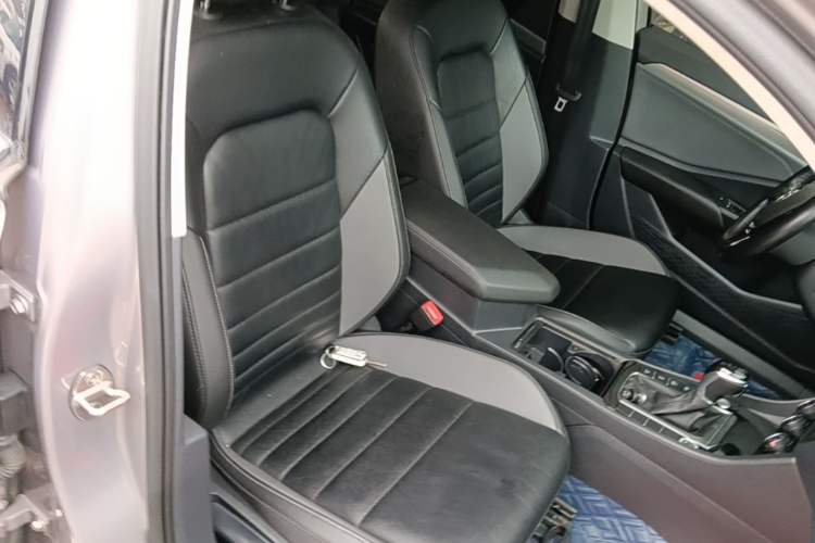 Used Volkswagen Sagitar 2020 200TSI DSG Comfort Version China VI Standard Right Front Seat