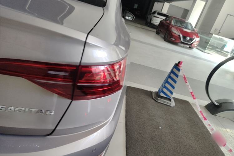 Used Volkswagen Sagitar 2020 200TSI DSG Comfort Version China VI Standard Right Rear Taillight