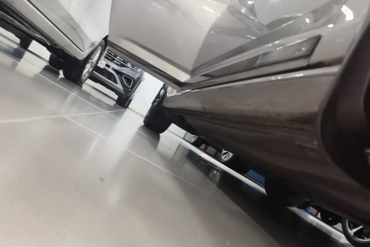 Used Volkswagen Sagitar 2020 280TSI DSG Comfort Version China VI Standard Right Side Sill