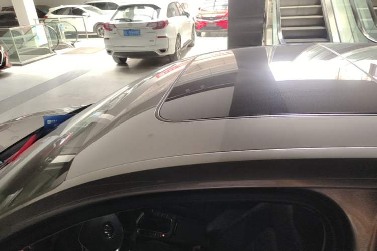 Used Volkswagen Sagitar 2020 200TSI DSG Comfort Version China VI Standard Roof