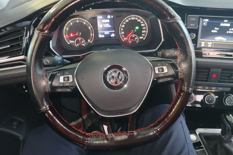 Used Volkswagen Sagitar 2020 280TSI DSG Comfort Version China VI Standard Steering Wheel