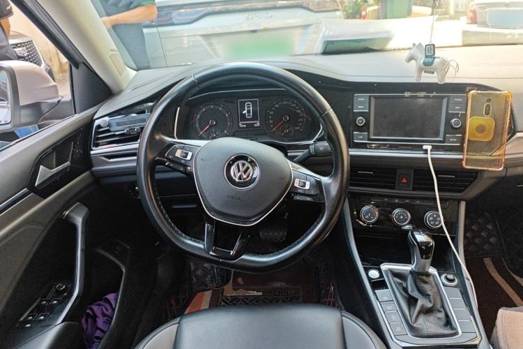Used Volkswagen Sagitar 2020 280TSI DSG Comfort Version China VI Standard Steering Wheel