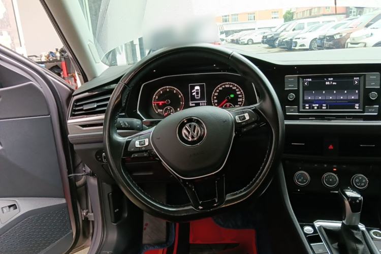 Used Volkswagen Sagitar 2020 200TSI DSG Comfort Version China VI Standard Steering Wheel