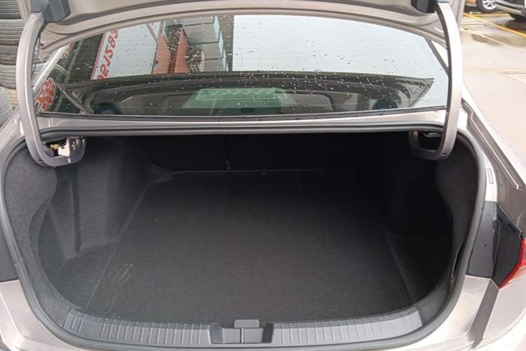 Used Volkswagen Sagitar 2020 200TSI DSG Comfort Version China VI Standard Trunk