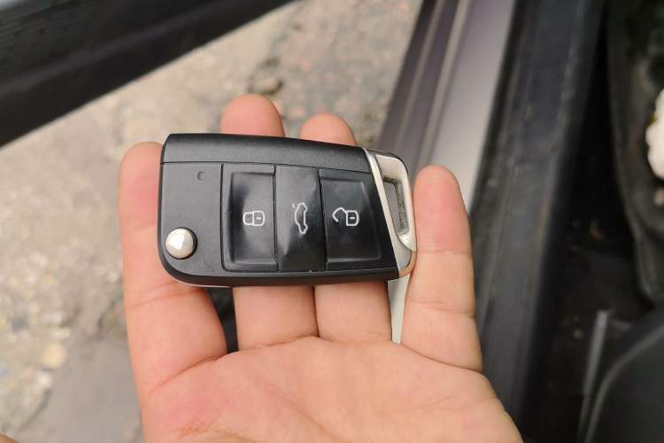 Used Volkswagen Sagitar 2020 200TSI DSG Comfort Version China VI Standard Vehicle Key