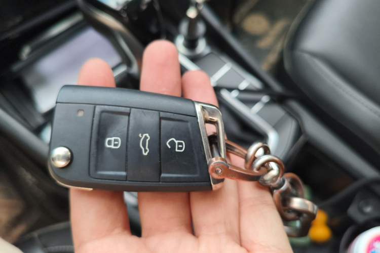 Used Volkswagen Sagitar 2020 280TSI DSG Comfort Version China VI Standard Vehicle Key