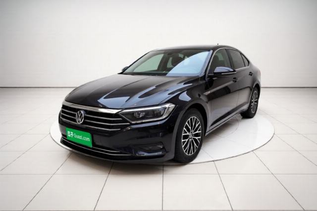 Ojetý Volkswagen Sagitar 2021 280TSI DSG Comfort Connect Edition