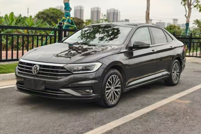 Ojetý Volkswagen Sagitar 2021 280TSI DSG Comfort Connect Edition