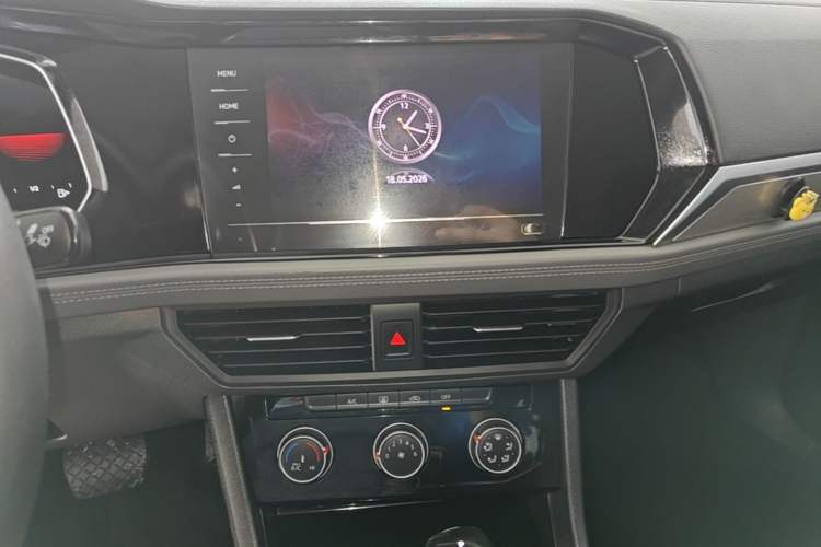 Used Volkswagen Sagitar 2021 280TSI DSG Comfort Connect Edition Audio And AC Panel