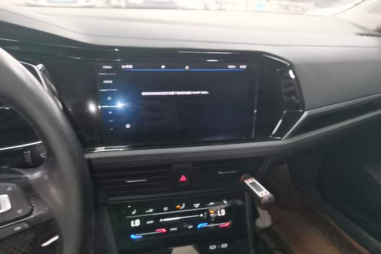 Used Volkswagen Sagitar 2021 280TSI DSG Excellence Edition Audio And AC Panel