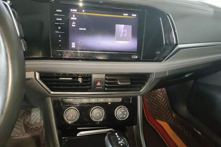 Used Volkswagen Sagitar 2021 200TSI DSG Excellence Edition Audio And AC Panel