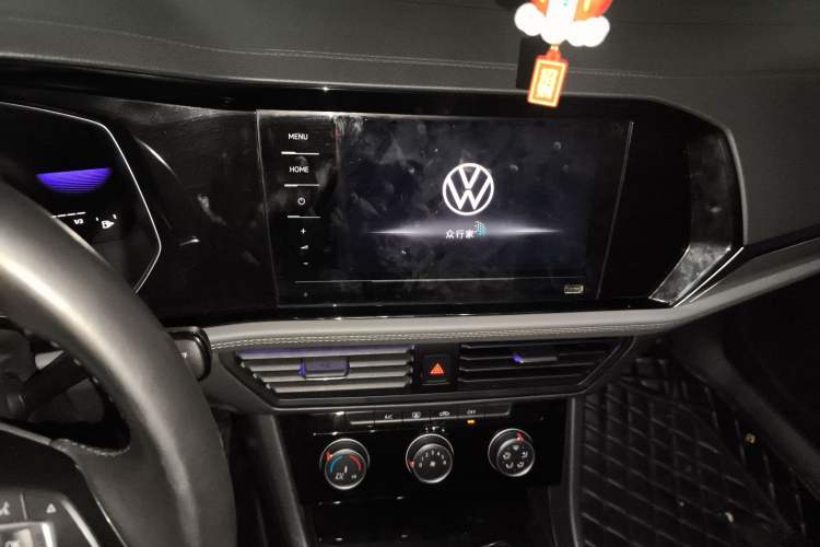 Used Volkswagen Sagitar 2021 280TSI DSG Excellence Edition Audio And AC Panel