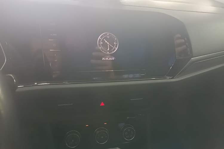 Used Volkswagen Sagitar 2021 280TSI DSG Comfort Connect Edition Audio And AC Panel