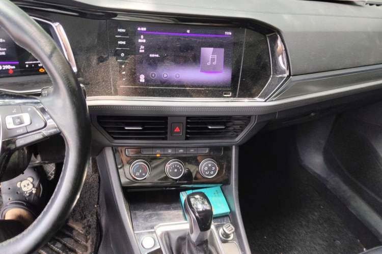 Used Volkswagen Sagitar 2021 280TSI DSG Excellence Edition Audio And AC Panel