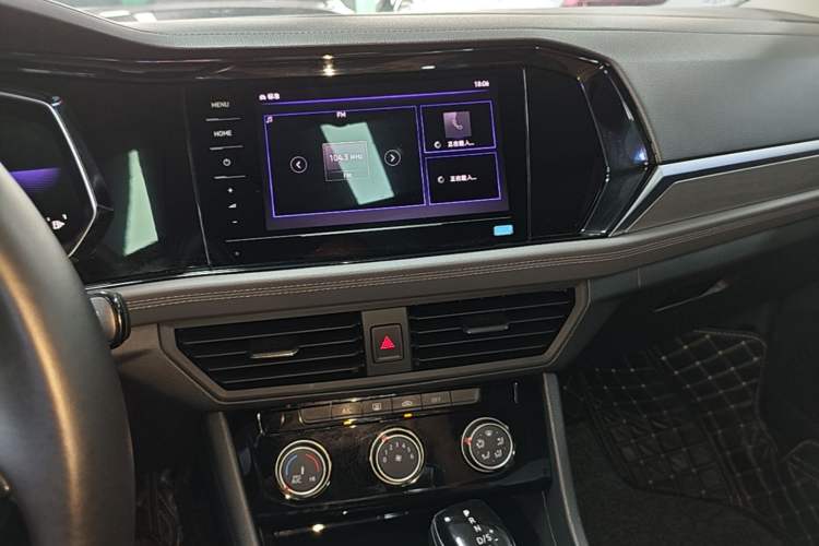 Used Volkswagen Sagitar 2021 280TSI DSG Excellence Edition Audio And AC Panel