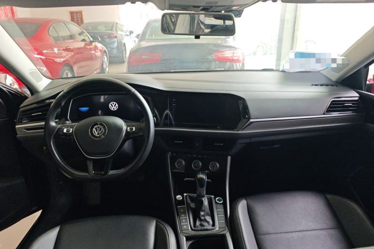 Used Volkswagen Sagitar 2021 200TSI DSG Excellence Edition Center Console