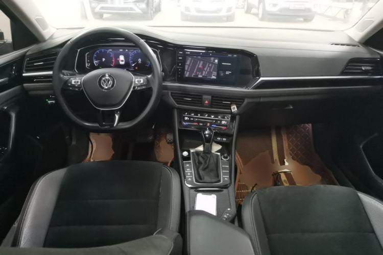 Used Volkswagen Sagitar 2021 280TSI DSG Excellence Edition Center Console