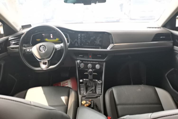 Used Volkswagen Sagitar 2021 280TSI DSG Comfort Connect Edition Center Console