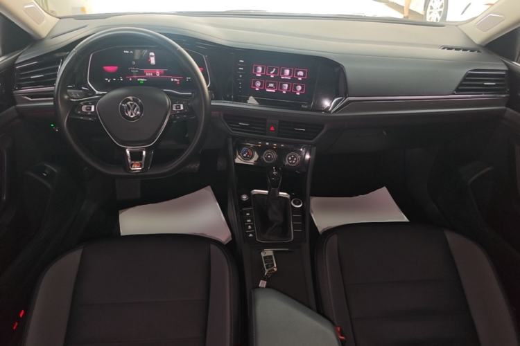 Used Volkswagen Sagitar 2021 280TSI DSG Comfort Connect Edition Center Console