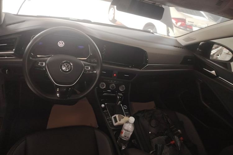 Used Volkswagen Sagitar 2021 280TSI DSG Comfort Connect Edition Center Console