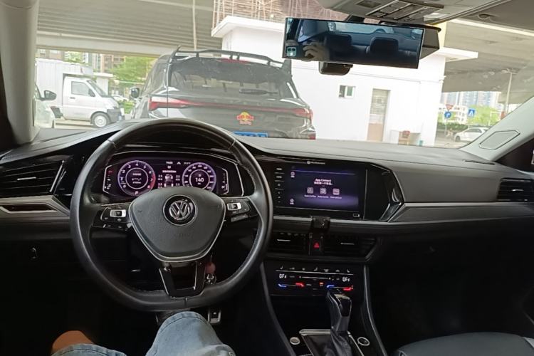 Used Volkswagen Sagitar 2021 280TSI DSG Comfort Connect Edition Center Console