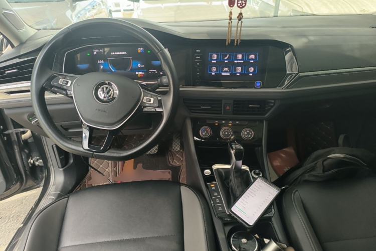 Used Volkswagen Sagitar 2021 280TSI DSG Comfort Connect Edition Center Console