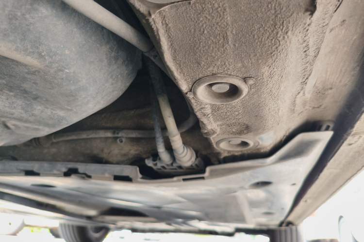 Used Volkswagen Sagitar  Chassis Rear Right