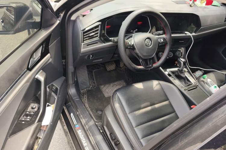 Used Volkswagen Sagitar 2021 280TSI DSG 30th Anniversary Edition Driver Seat