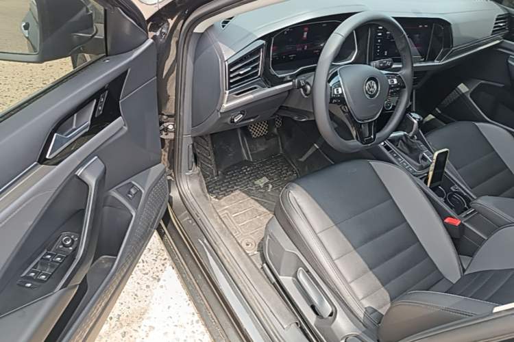 Used Volkswagen Sagitar 2021 200TSI DSG Comfort Connect Edition Driver Seat